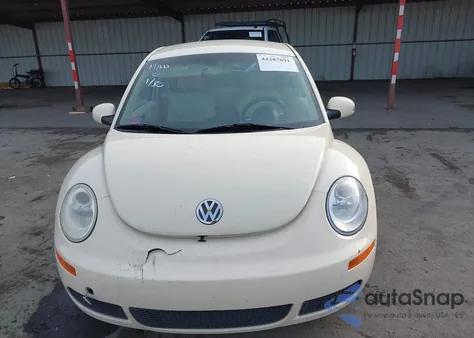 2010 Volkswagen New Beetle 2.5L from USA, damaged, VIN 3VWPG3AG4AM033988